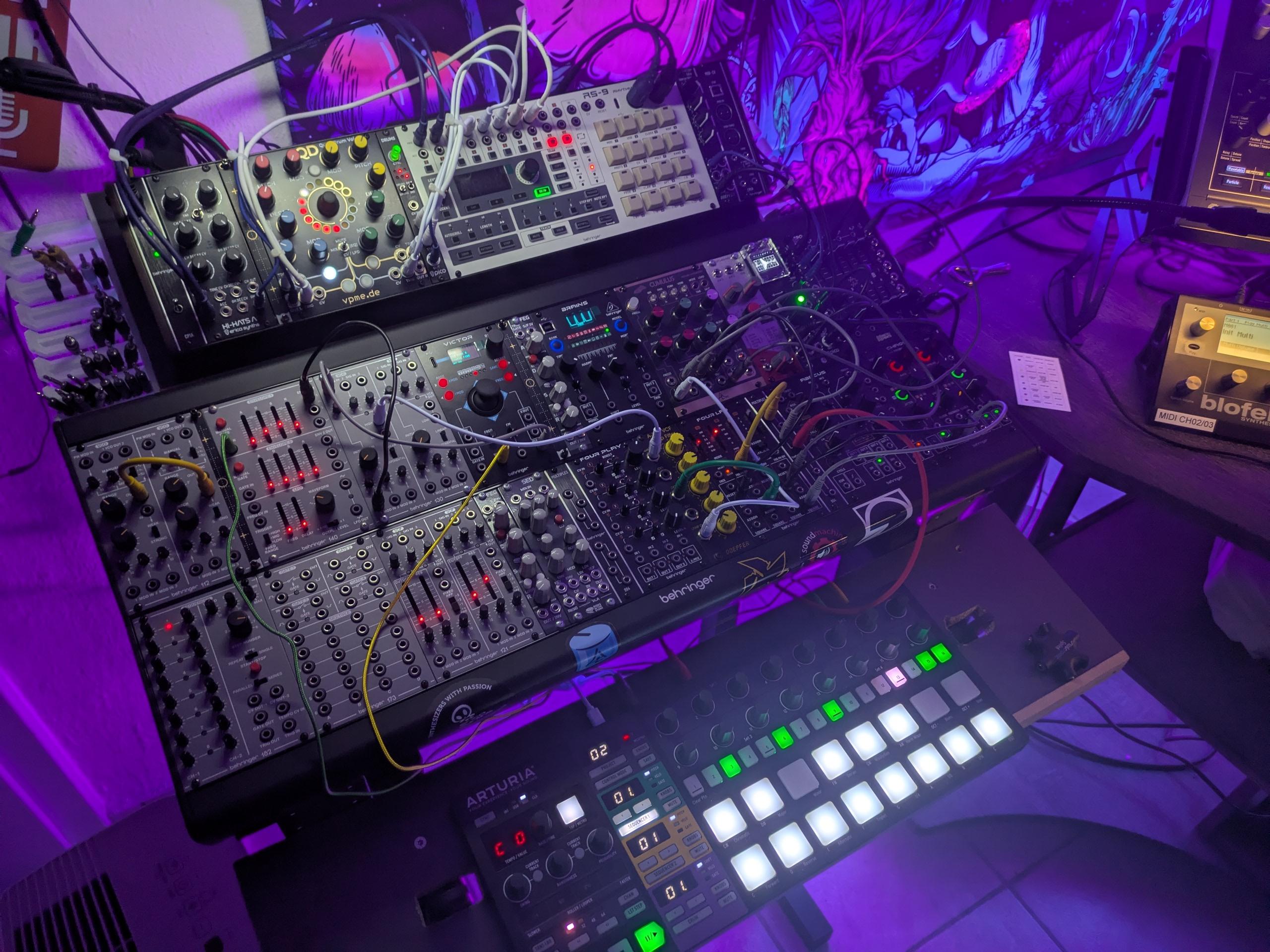 Synthesizer Musiker Treff